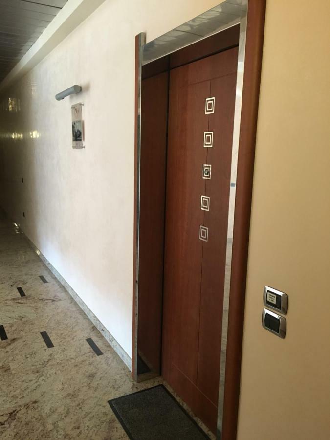 Le Murrine Frontemare Apartment Seaview Sottomarina Ngoại thất bức ảnh