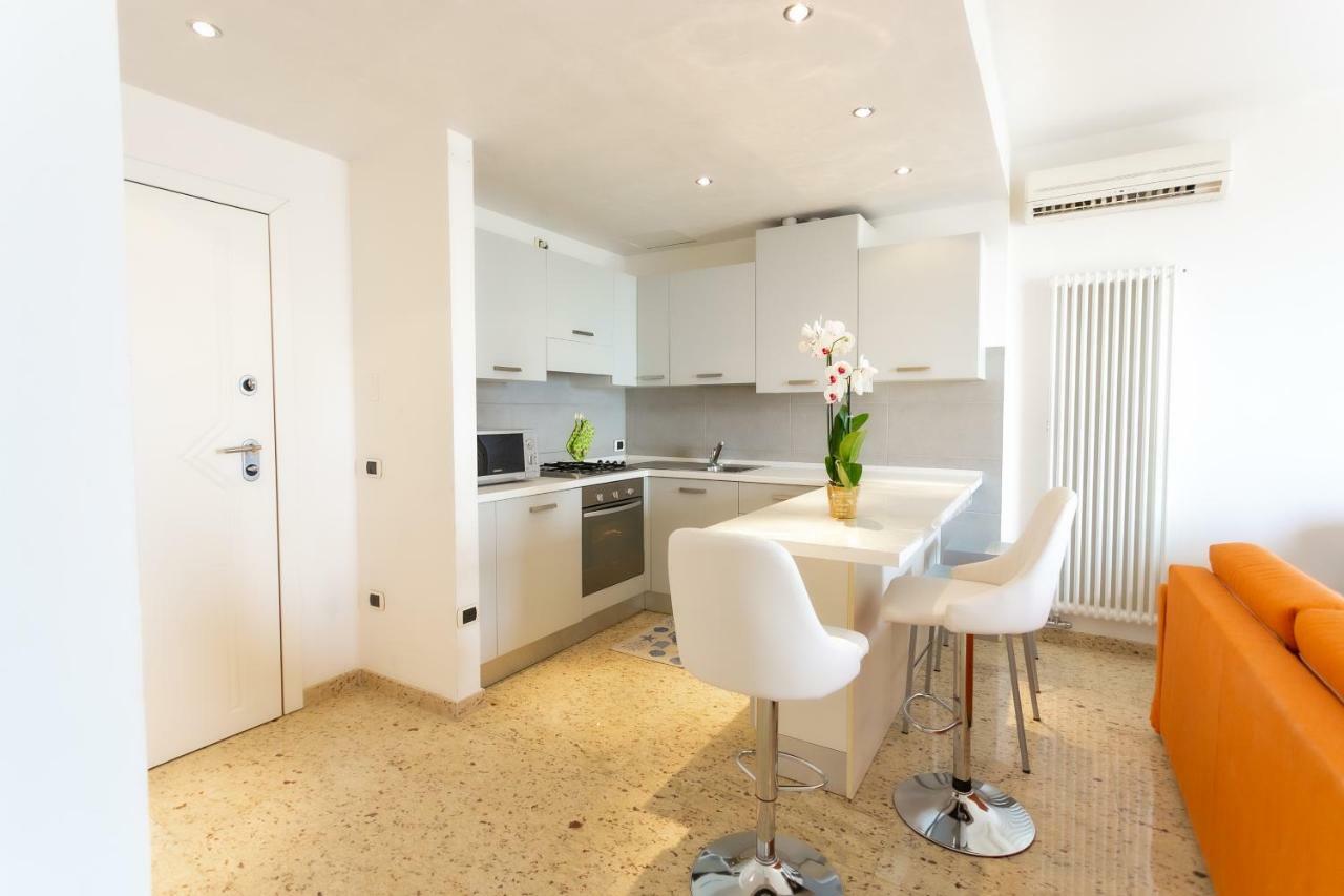 Le Murrine Frontemare Apartment Seaview Sottomarina Ngoại thất bức ảnh